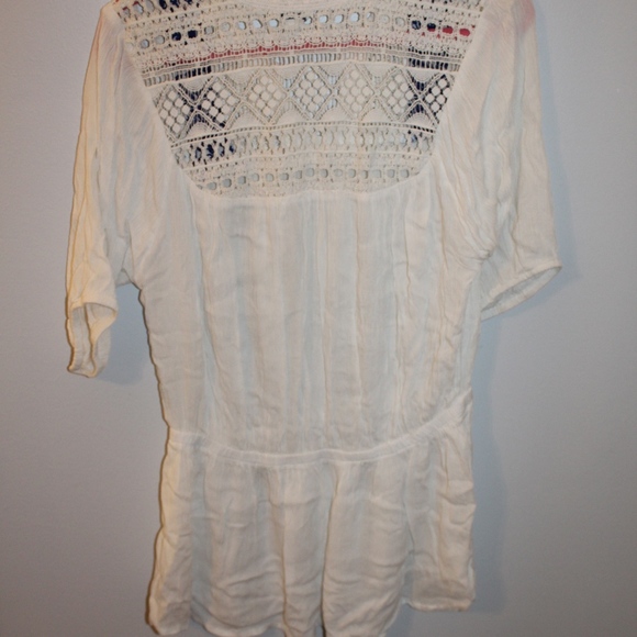 Crochet Detailed Top - Picture 2 of 4